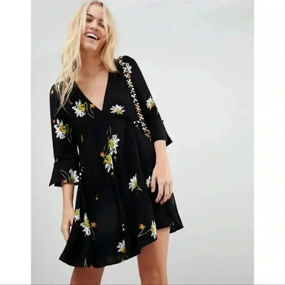 Free People Time On My Side Crepe Mini Dress size s - Picture 3 of 9